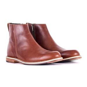 Excellent preowned HELM men’s leather boots size 9M